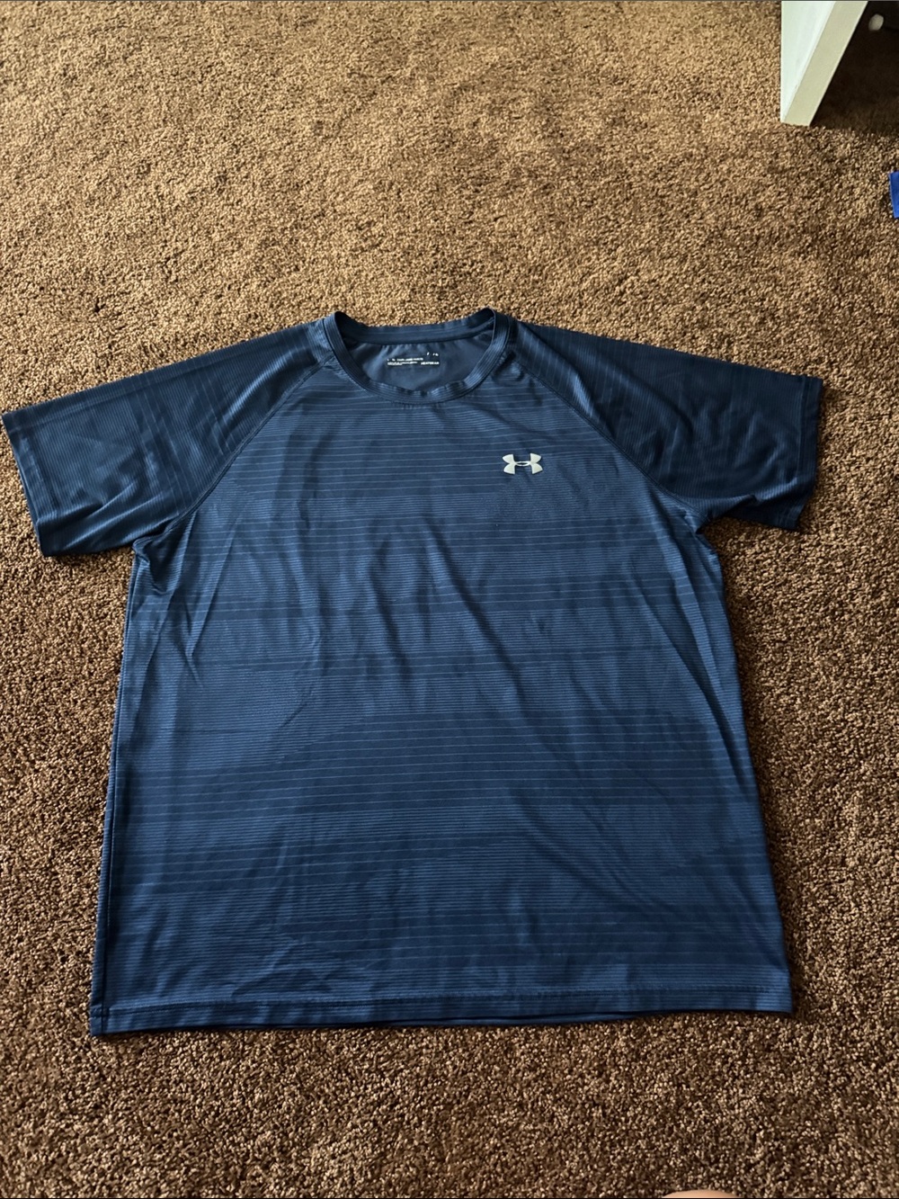 Under Armour Men’s Dark Navy Short-Sleeve Performance Tee